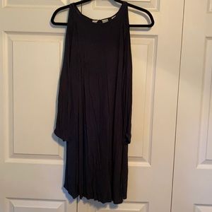 Green cold shoulder dress from Old Navy. Size XS